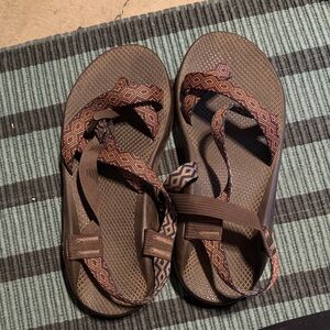 Men’s Z2 Chacos